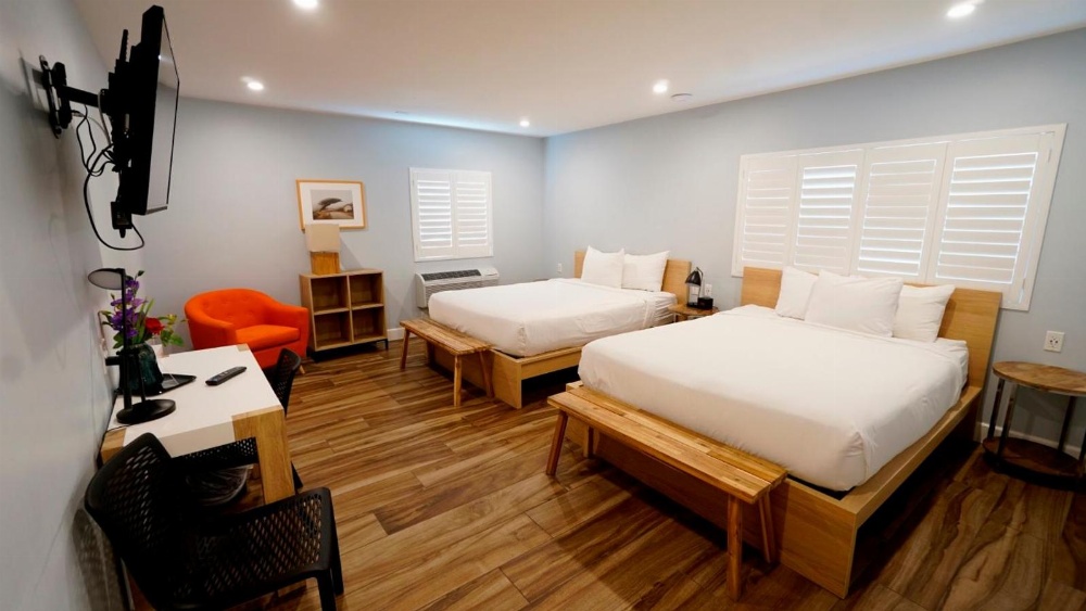 El Royale Gardens Near Universal Studios Main image